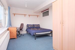 Bedroom- click for photo gallery